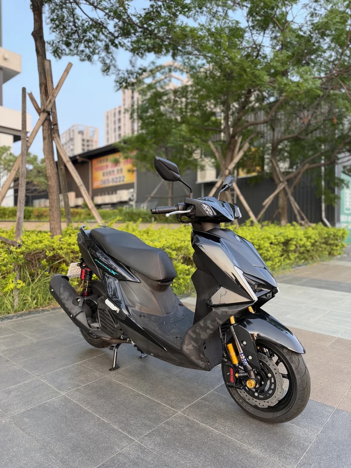 勁戰七代｜全新展示車附帶改裝品｜含改裝品120000含過戶
不含改裝品85000含過戶 3