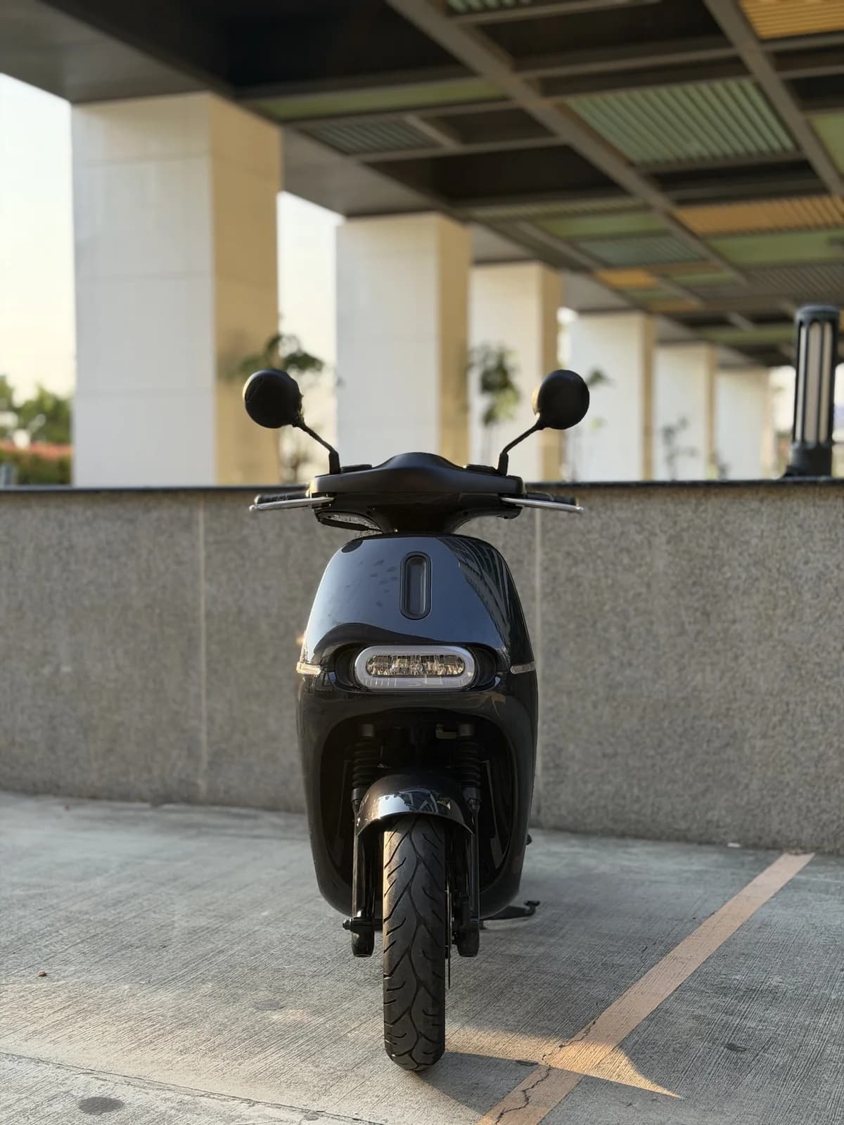 2024 Gogoro 2 Premium | 現代科技皮帶傳動、低保養與極致流暢的智能新座騎 3