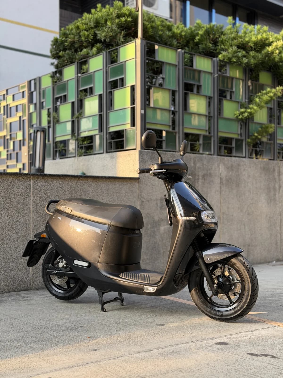 2024 Gogoro 2 Premium | 現代科技皮帶傳動、低保養與極致流暢的智能新座騎 4