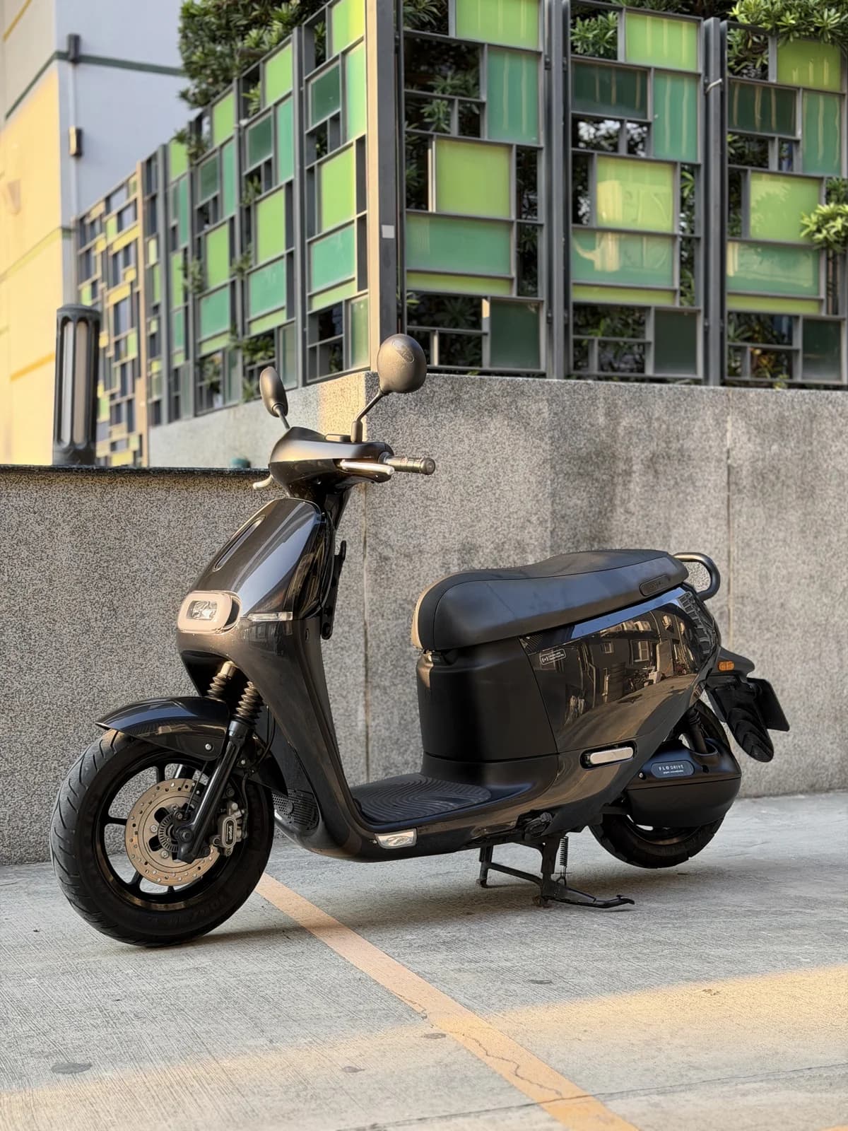 2024 Gogoro 2 Premium | 現代科技皮帶傳動、低保養與極致流暢的智能新座騎 7