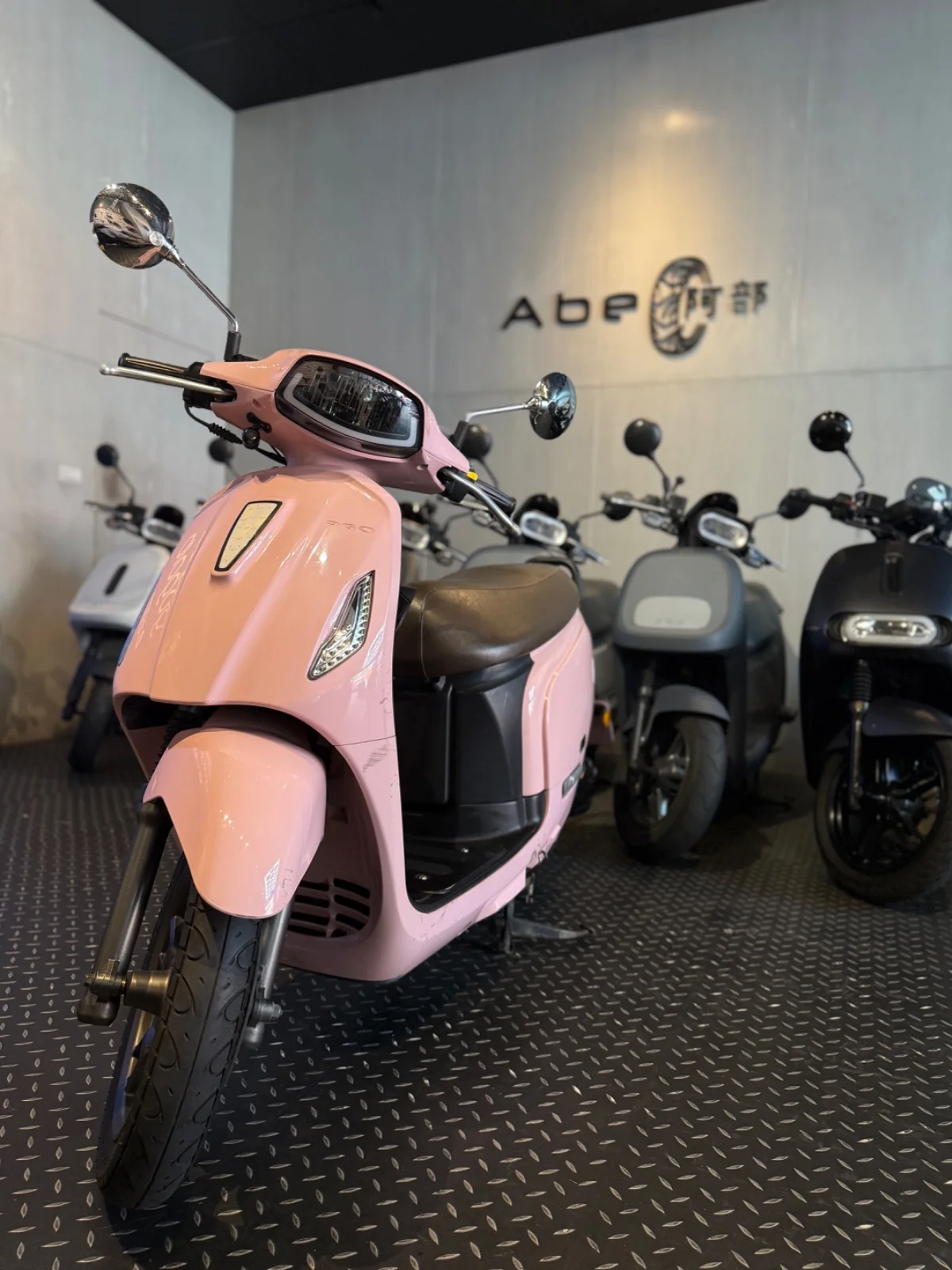2021 PGO UR1｜Hello Kitty粉色漂亮車 ｜里程9800