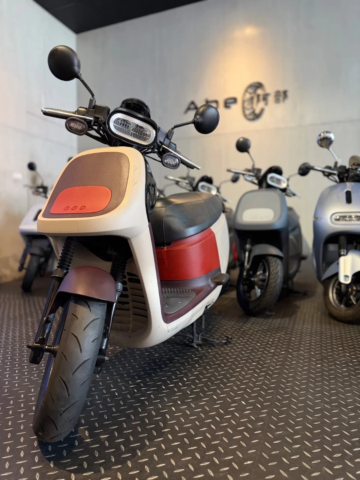 2023 Gogoro VIVA XL｜通勤首選大空間腳踏板｜里程1萬