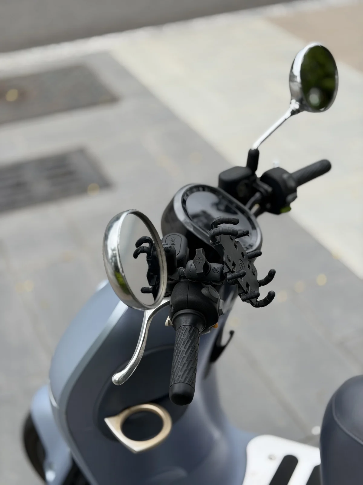 2022 Gogoro Delight｜女用輕巧好駕馭的日常座騎｜里程5000 9