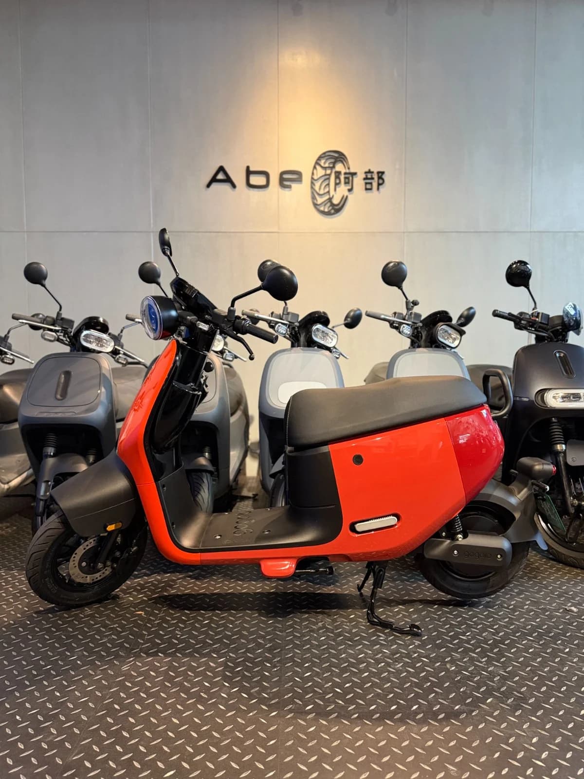 2024 Gogoro JEGO｜橘紅新車況 輕盈雙電池綠牌首選｜里程0.7萬 2