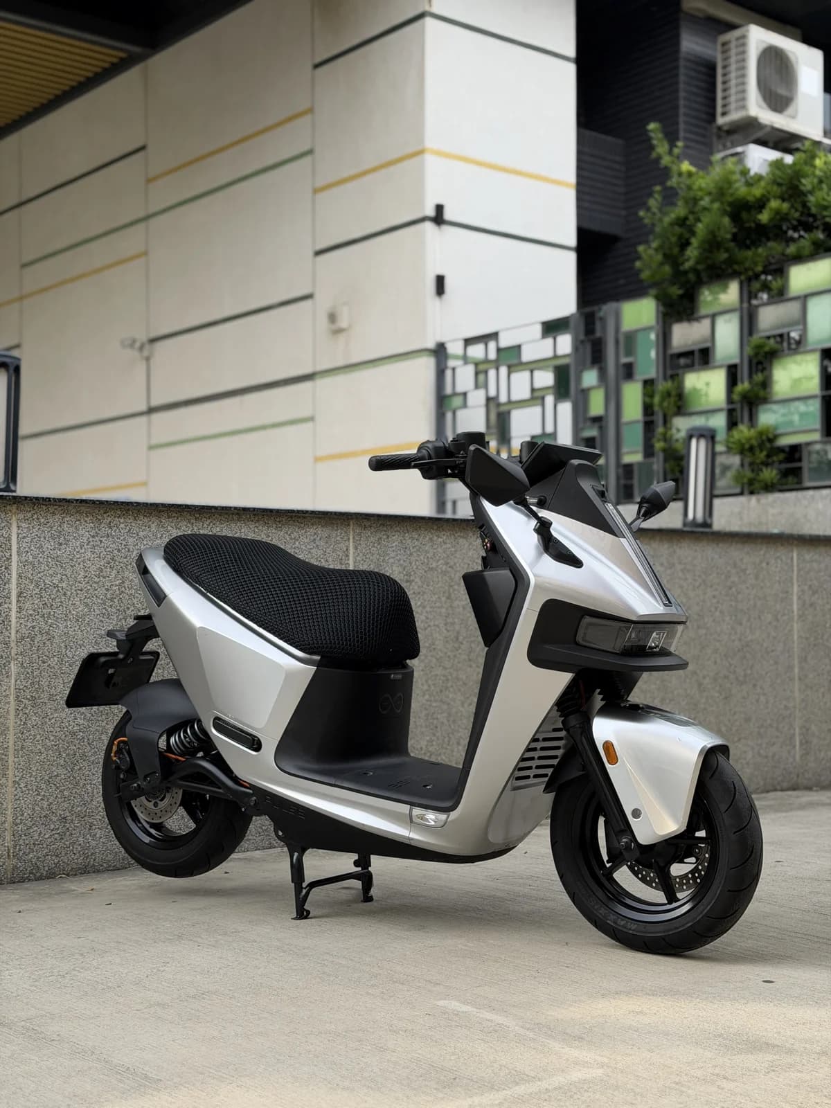2024 Gogoro PULSE｜旗艦運動魂，前衛質感上路｜里程1.1萬 5