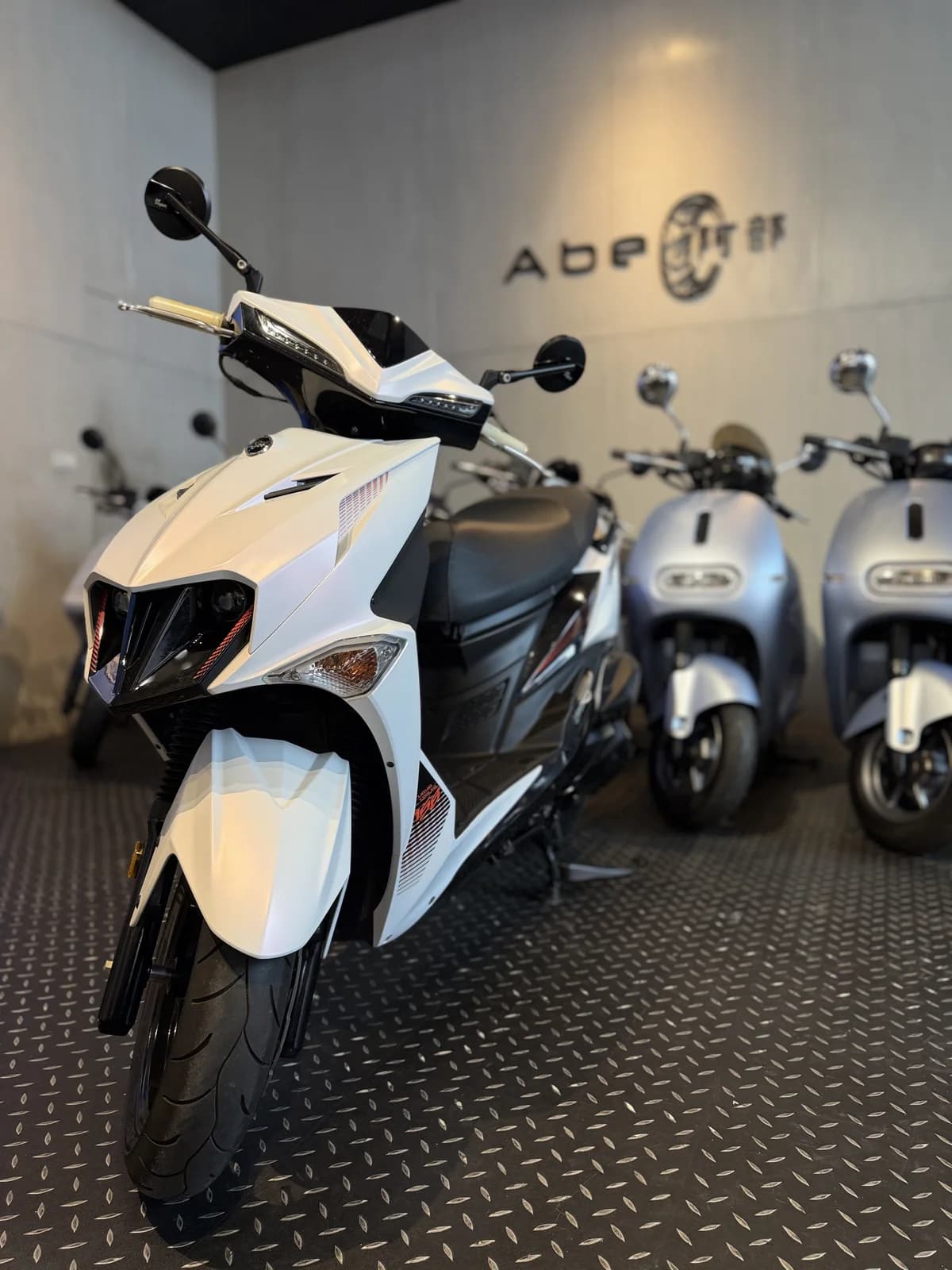 2025 sym JET SL+ ｜abs+tcs白牌旗艦運動速克達 1