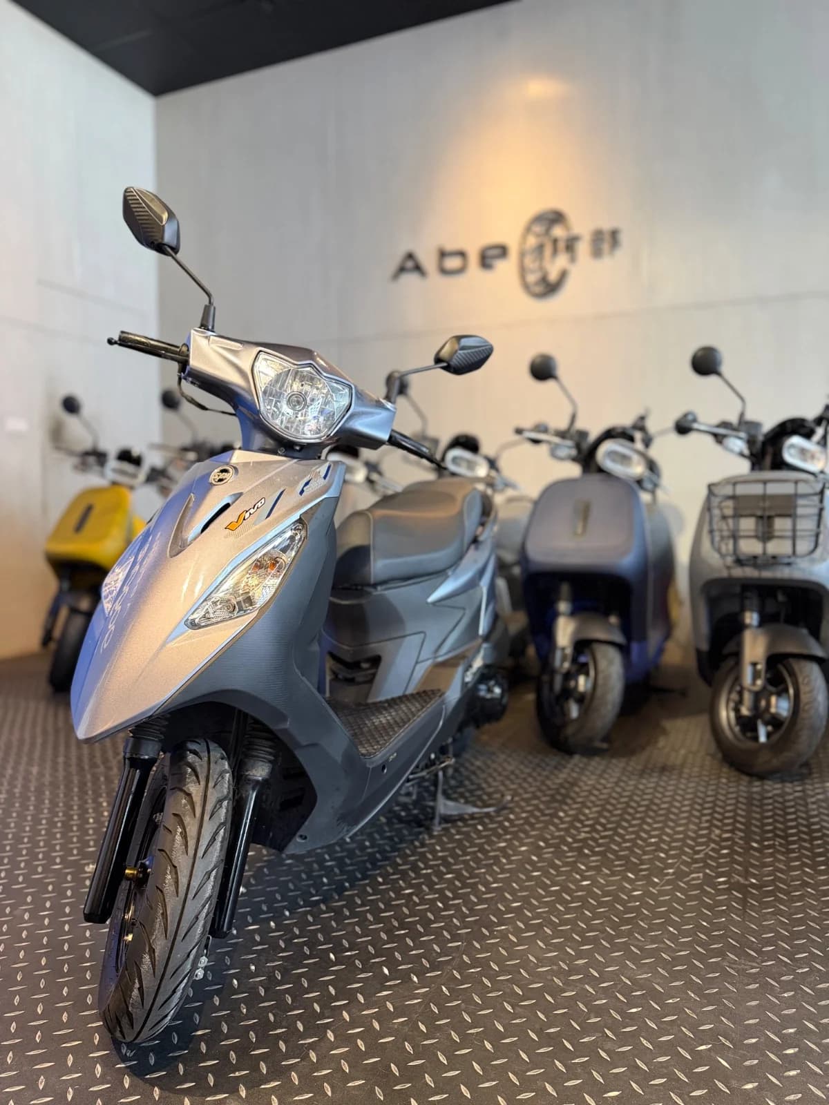 2024 sym vivo125｜準新車！質感通勤首選｜里程5000