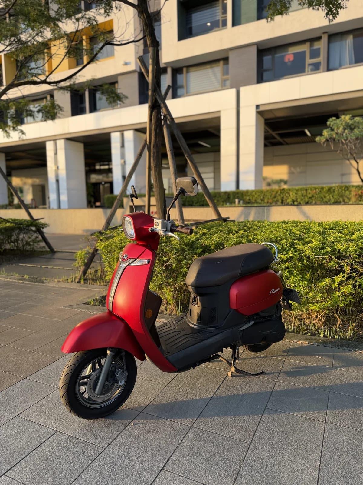 2017 KYMCO Romeo 125｜歐風復古美型．前後雙碟煞．都會通勤極致好駕馭 4