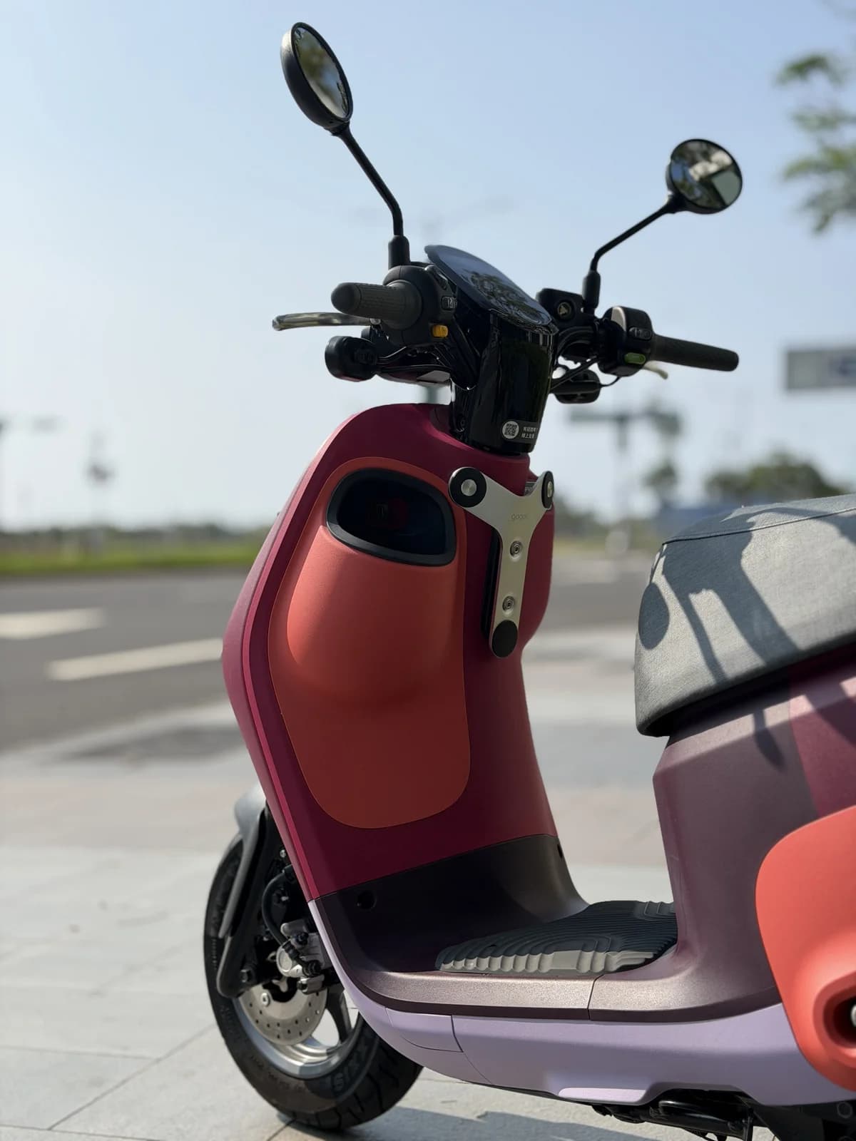 2022 Gogoro VIVA MIX | 跨界國民神車．輕巧好騎與百變風格隨心混搭，低里程 8