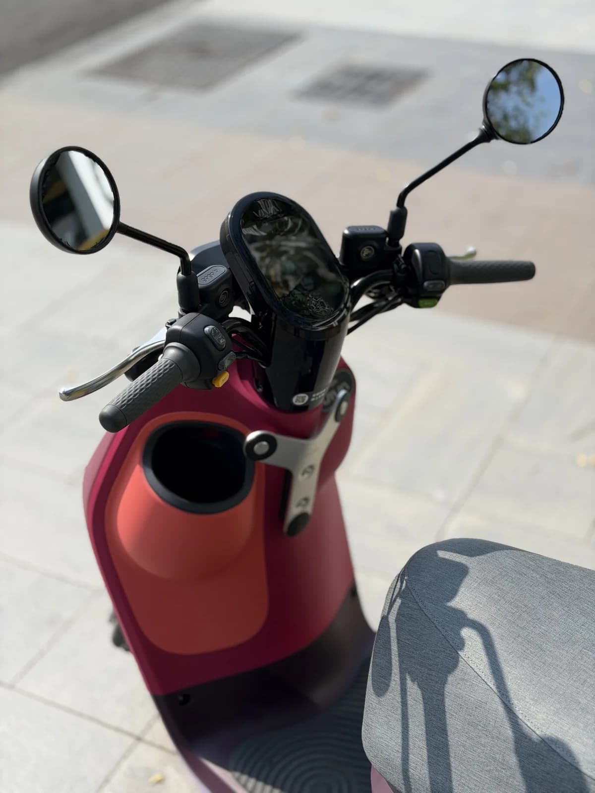 2022 Gogoro VIVA MIX | 跨界國民神車．輕巧好騎與百變風格隨心混搭，低里程 9