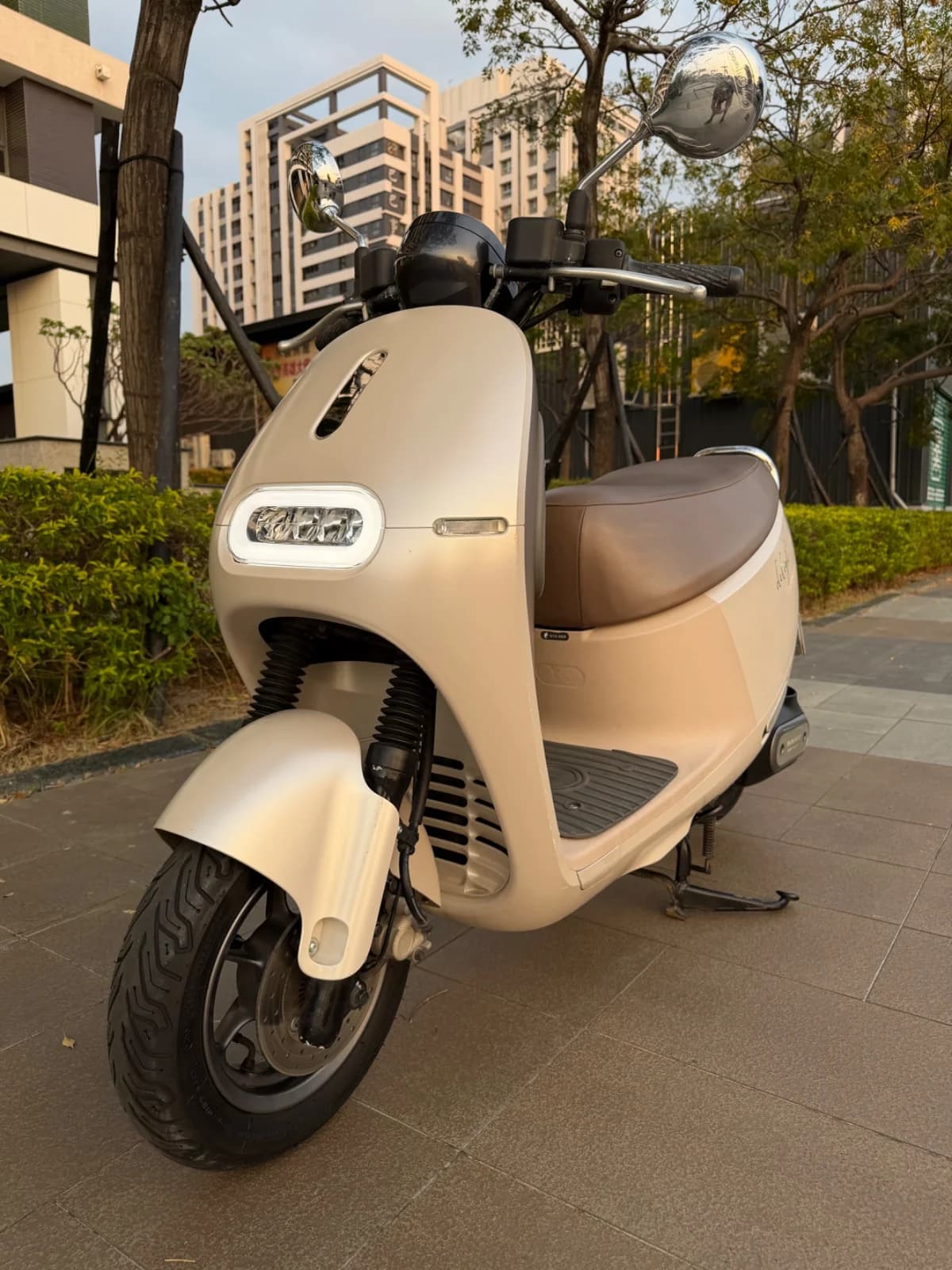 2022 Gogoro Delight Basic | 專為女性打造的省力美學、奶茶色質感輕巧代步車 4