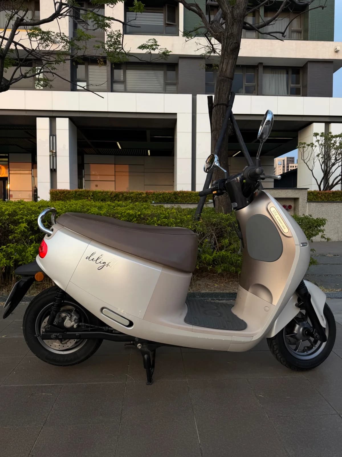 2022 Gogoro Delight Basic | 專為女性打造的省力美學、奶茶色質感輕巧代步車 8